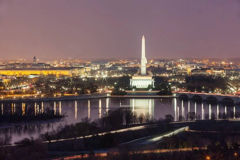 Washington DC skyline at dusk with the Washington Monument and Lincoln Memorial